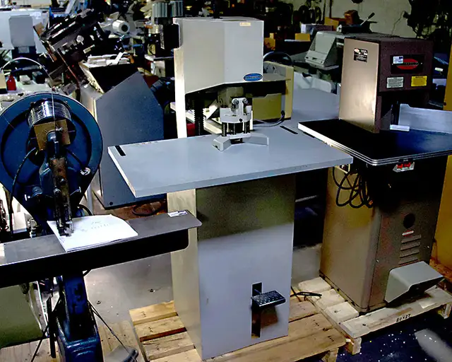 Challenge Model JF Corner Cutter
