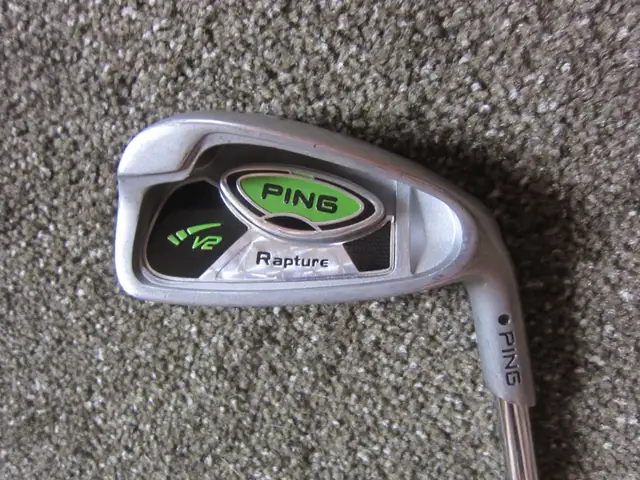 MINT  SHAPE RH STIFF PING #3-9,pw IRONS