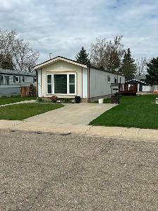 House for sale in Vulcan, AB - Photo 2