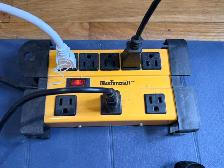 Power Strips & Extension Cords (6-Outlet / 8-Outlet)
