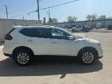 2020 NISSAN ROGUE SV - POWER LIFTGATE - HEATED SEATS - B/U CAM - Photo 6