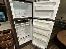 2017 Keystone Outback 332FK, FRONT KITCHEN & DINETTE SPACIOUS - Photo 23