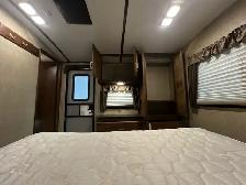2017 Keystone Outback 332FK, FRONT KITCHEN & DINETTE SPACIOUS - Photo 31