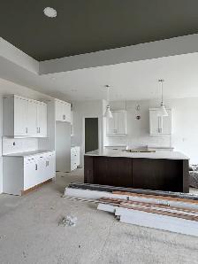 Bungalow in Oak Bluff West - Photo 2