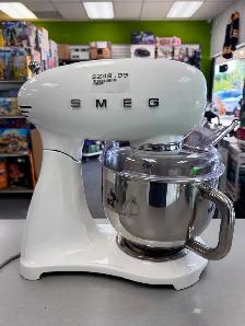 Smeg '50s Retro-Style Stand Mixer