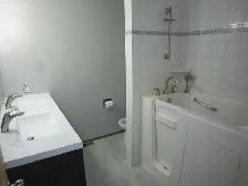 Fully Furnished Room $500.00/month Black Diamond - Utls/Int Incl - Photo 8