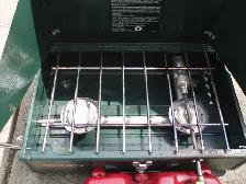COLEMAN CAMP STOVE ( NAPTHA - CAMP FUEL TYPE ) - NEWER MODEL - Photo 2