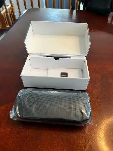 Brand New Bose Soundlink Flex Speakers. $80 - Photo 4