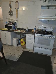 2-Bedrooms in  Townhouse – Roommate Setting/ 2 chambres à louer - Photo 2
