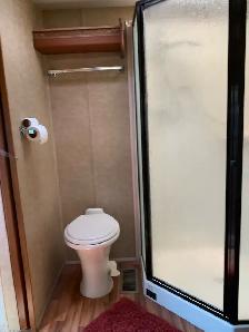 Big Country 5th wheel travel trailer - Photo 8