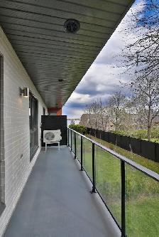 Condo 4 1/2 - 12e MOIS GRATUIT - Photo 8