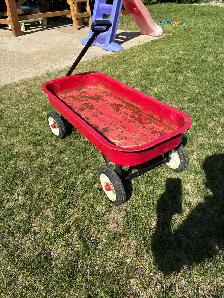 Vintage 1960’s Red Pull Wagon - Metal - Photo 2