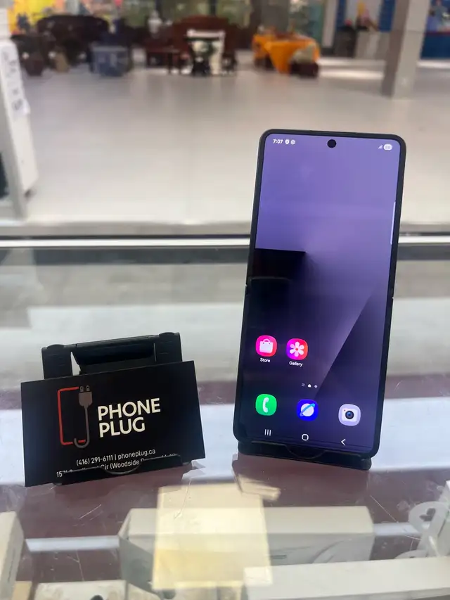 Summer Sale! Samsung Z Flip 7-256gb!