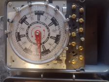 MINUTERIE   ELECTRIQUE - Photo 2