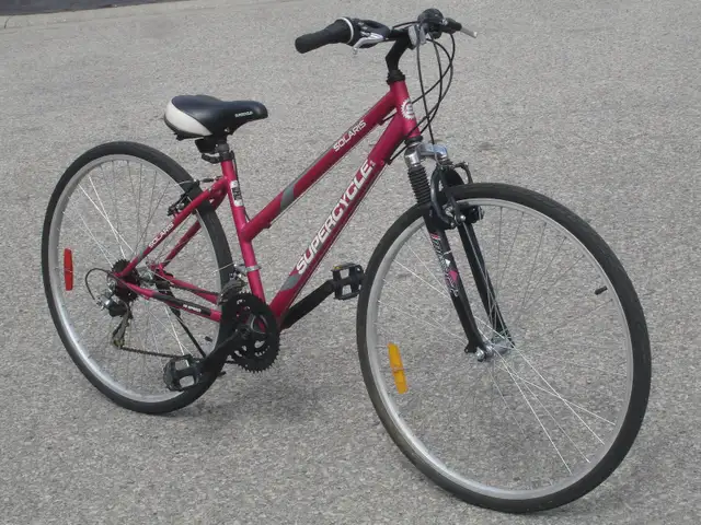 ALL HYBRID LADIES 700C SUPERCYCLE SOLARIS 18SPD ROAD CRUISER!
