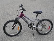 NICE GIRL'S MTB 20' SUPERCYCLE IMPULSE 6 SPD WITH SUSPENSION! - Photo 4