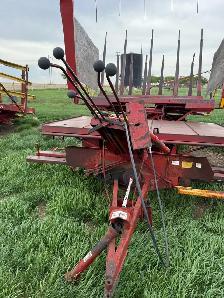 New Holland 1033 Stackliner Bale Wagon - Photo 10