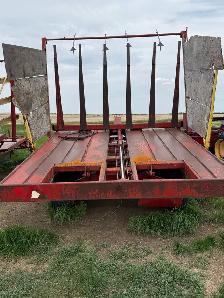 New Holland 1034 Stackliner Bale Wagon - Photo 7