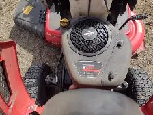 Tracteur a gazon CRAFTMAN 17.5hp 42'' de coupe servie environ 20 - Photo 5