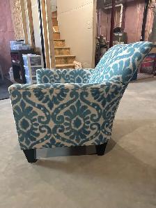 Accent Chairs x 2 - Photo 3