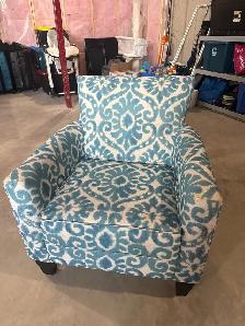 Accent Chairs x 2 - Photo 4