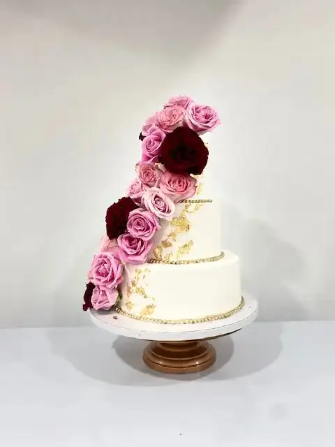 wedding cakes Halton stunning cakes bakery