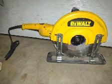 Scie a tronçonné ou maçonnerie DEWALT 14''