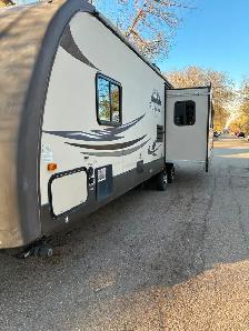 2012 Crossroads Sunset Reserve Trailer ST 30 RE - Photo 2