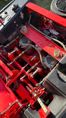 52 inch zero turn mower - Photo 4