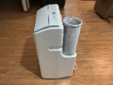 HISENCE Portable AC unit - Photo 2