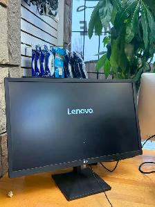 Moniteur Samsung FHD en parfait etat