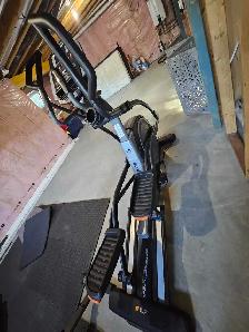 NORDIC TRACK HIGH QUALITY ELLIPTICAL - Photo 6