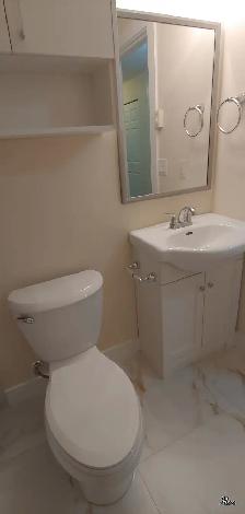 Beautiful 2 BR Den Basement Suite, Westwood plateau, Coquitlam - Photo 6
