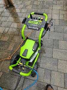 Greenworks Pro 3000 PSI pressure washer NEW - Photo 2