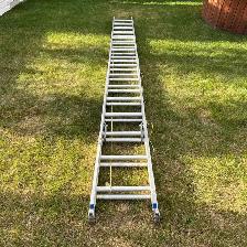 LITE 32' Aluminum Extension Ladder - Photo 2