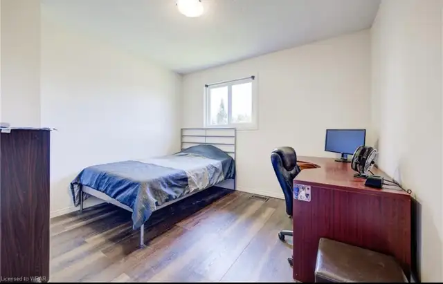Room for two people - Month to Month