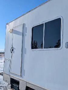 Office Trailer - Photo 4