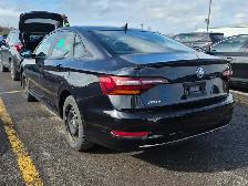 2019 Volkswagen Jetta Highline l Manual l 6Spd l 1.4L l 4Cyl l G - Photo 4