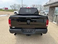 2021 Ram 1500 Classic Crew Cab 4x4 SLT 5.7L - Rebuilt Title - Photo 6