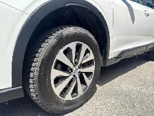 2022 Subaru Outback Touring Touring, AWD, Eyesight, Starlink - Photo 4