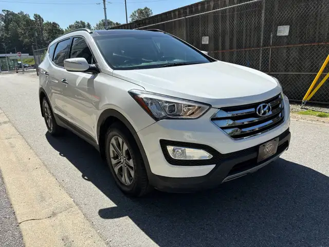 2014 Hyundai Santa Fe Sport All-wheel Drive 4dr 2.4L Luxury