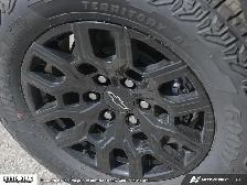 2026 Chevrolet Colorado Trail Boss TECHNOLOGY PKG // CONVENIE... - Photo 8