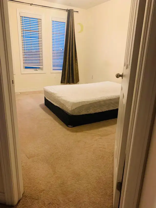 Milton - Room Rent - MALE ONLY - AVAILABLE IMMEDIATELY