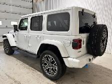 Jeep Wrangler 4xe Unlimited High Altitude 4x4 2022 à vendre - Photo 8