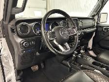 Jeep Wrangler 4xe Unlimited High Altitude 4x4 2022 à vendre - Photo 11