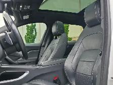 2019 Jaguar F-PACE S AWD GREAT COMPACT SUV - Photo 16