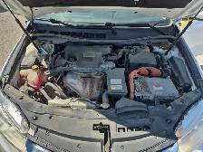 2016 Toyota Camry Hybrid - Photo 11