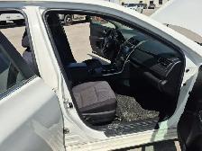 2016 Toyota Camry Hybrid - Photo 26