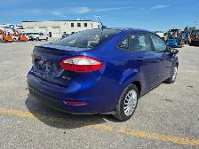 2015 Ford Fiesta - Photo 5