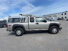 2004 Chevrolet Colorado - Photo 5